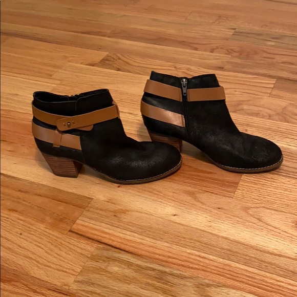 Dolce Vita black booties - Picture 2 of 5